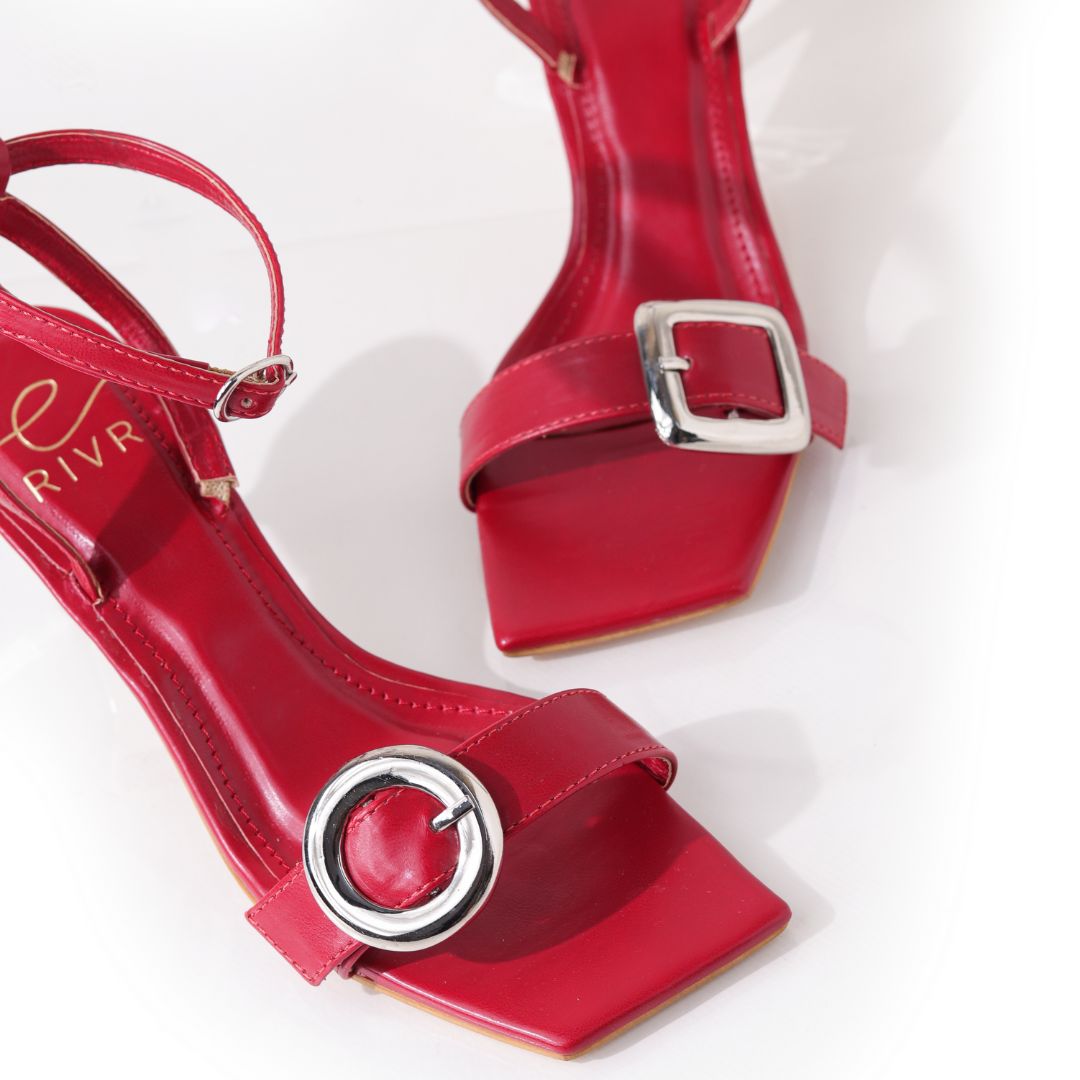 Circle Square Heel with Sliver heel
