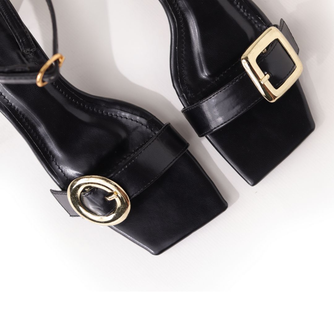 Circle Square in Black