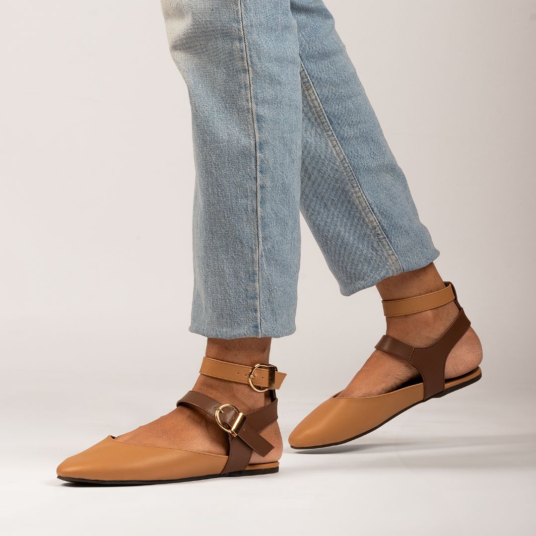 Strapped Ballerina in Brown & Beige