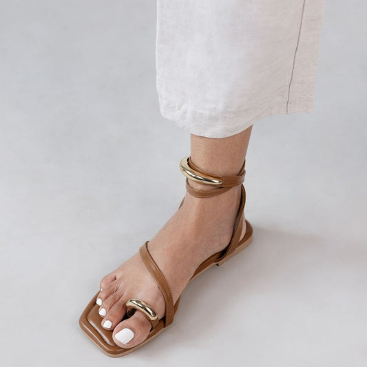Loop in Tan