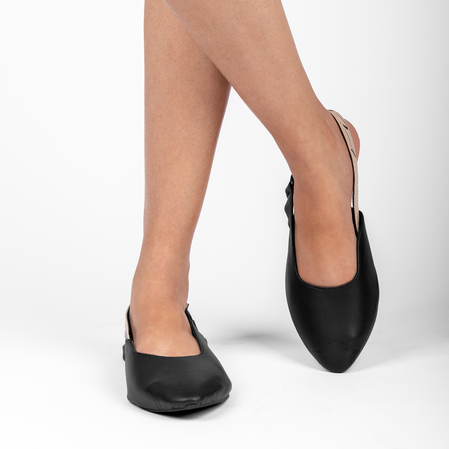 Signature RIVR Black Slingback
