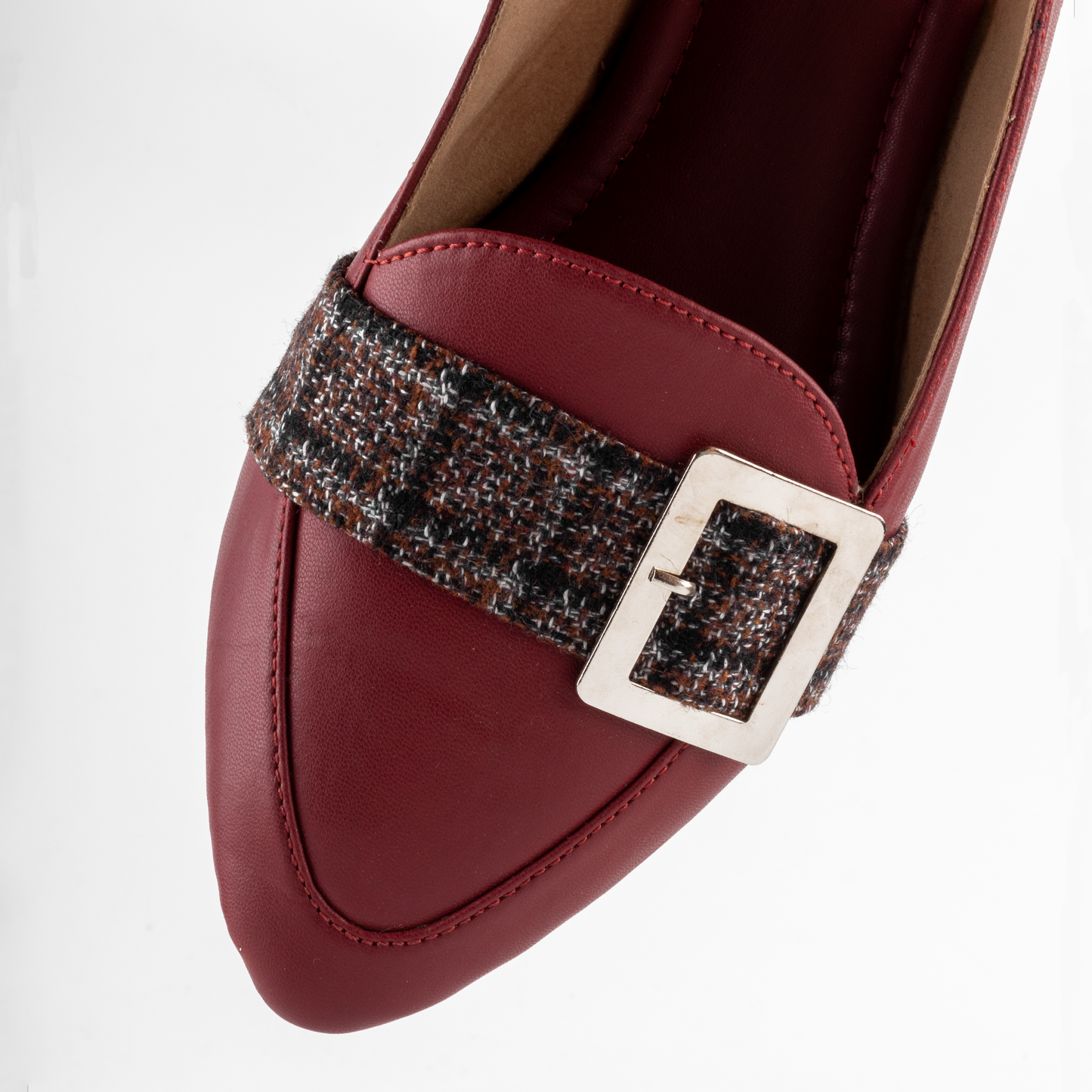 Tweed strap with slingback in maroon
