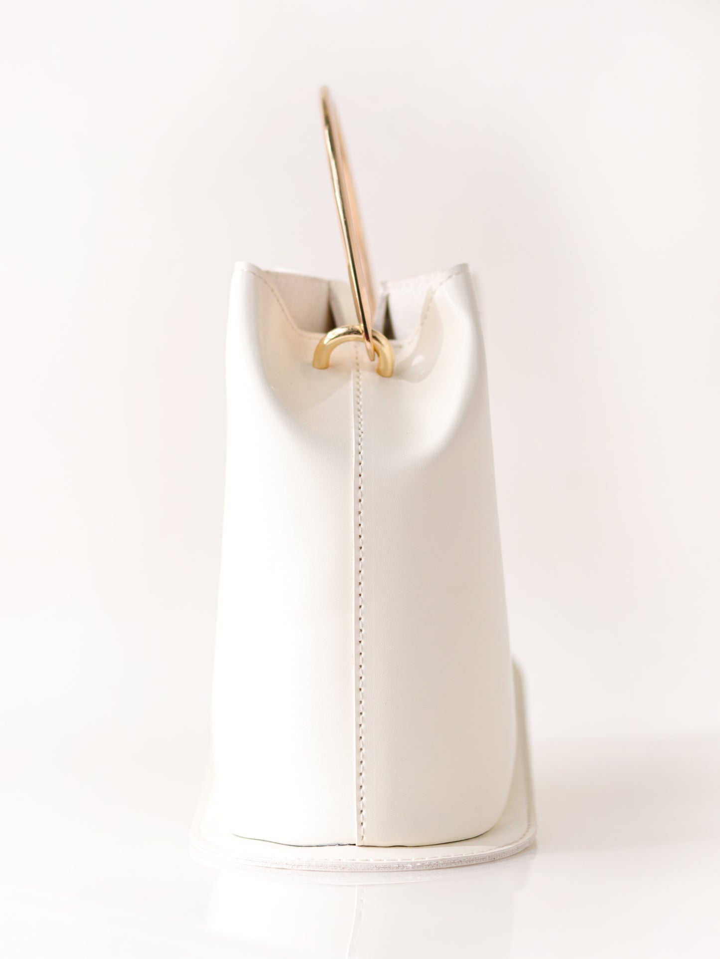 The heeled bag