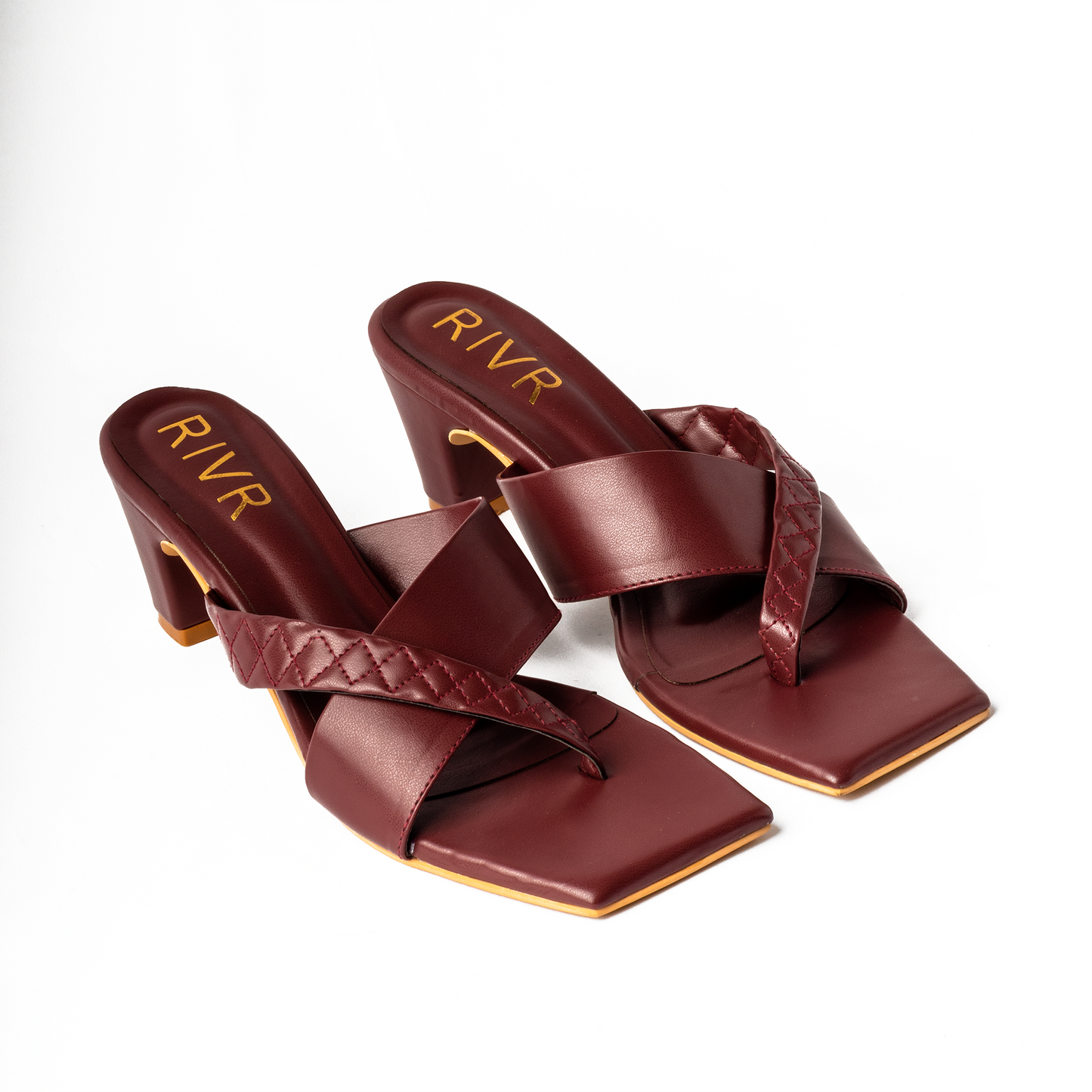 Double strap heel in Wine